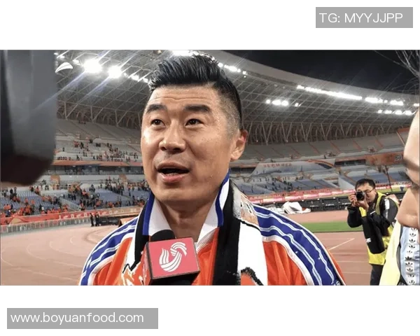 韩鹏与PKJ联赛名帅对决铜梁龙的奇葩表现引发热议